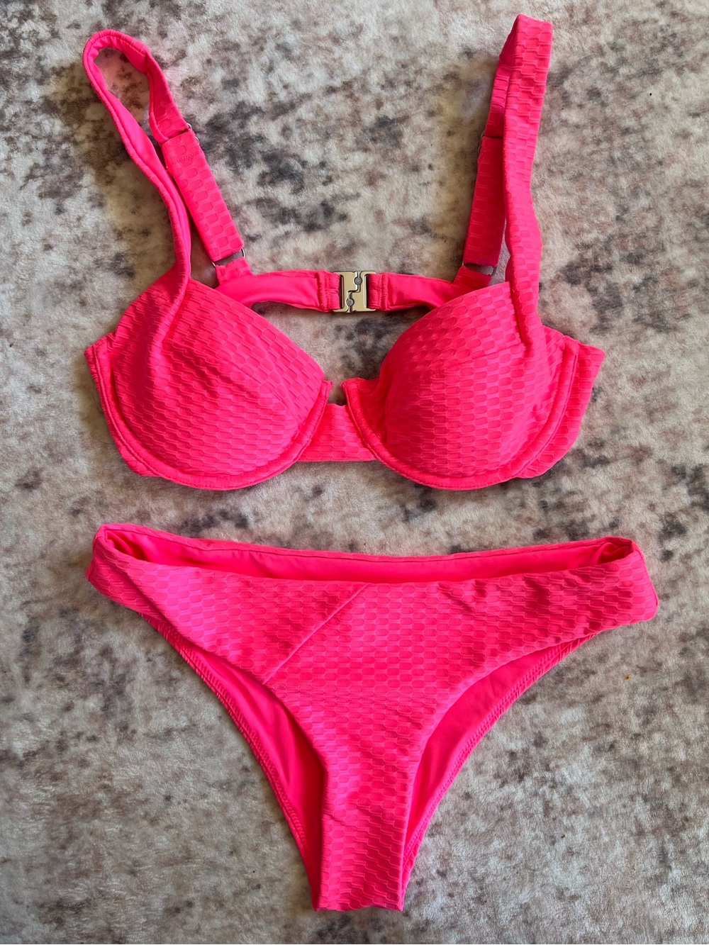 Vetchy Laguna Bikini Hot Pink set
